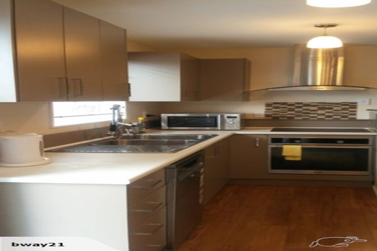 Photo of property in 102a Karepa Street, Brooklyn, Wellington, 6021