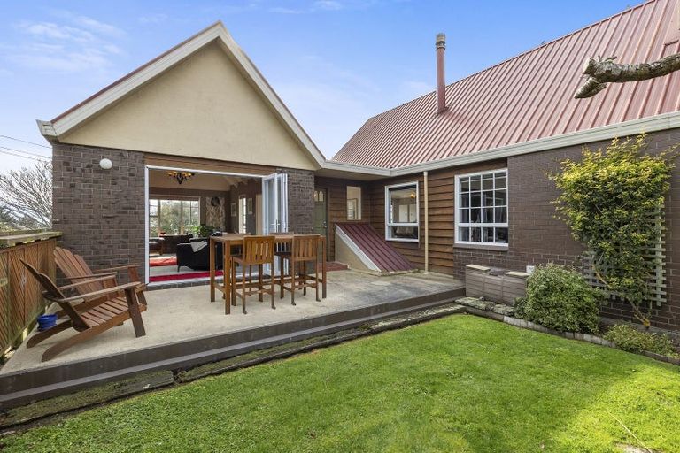 Photo of property in 19 Earls Road, Saint Clair, Dunedin, 9012