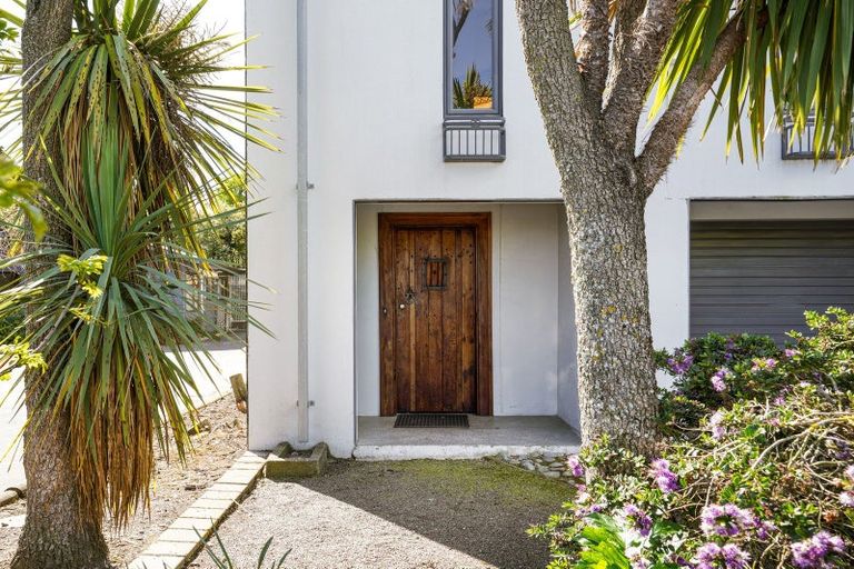 Photo of property in 10 Oxford Road, Rangiora, 7400