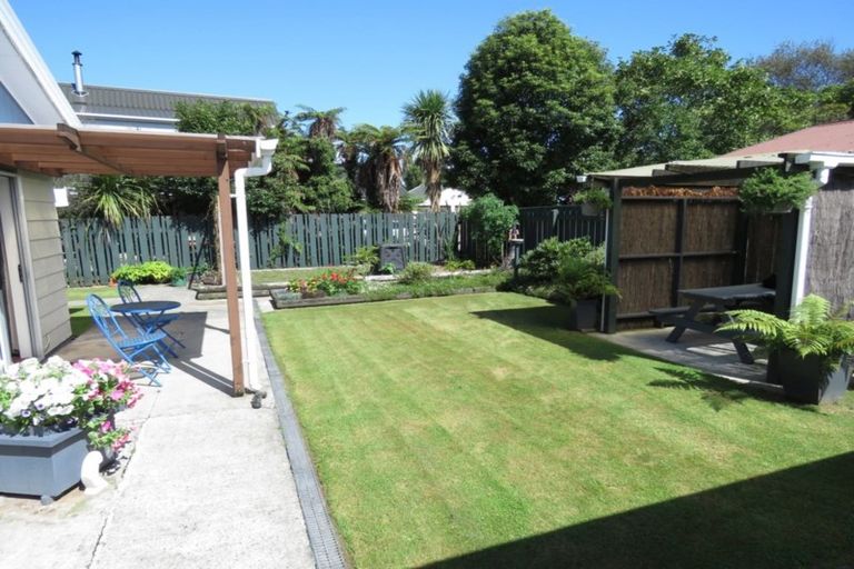 Photo of property in 54 Henley Street, Westport, 7825