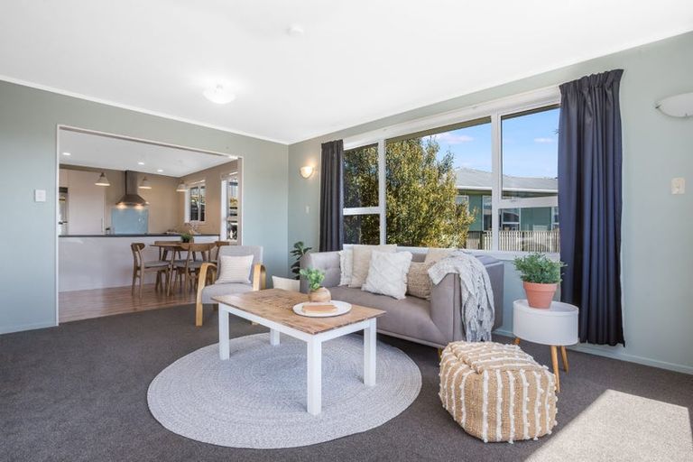 Photo of property in 8 Thimble Lane, Whitby, Porirua, 5024