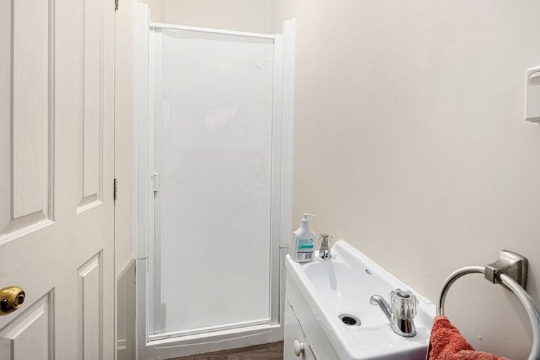 Photo of property in 19 Clover Drive, Henderson, Auckland, 0610