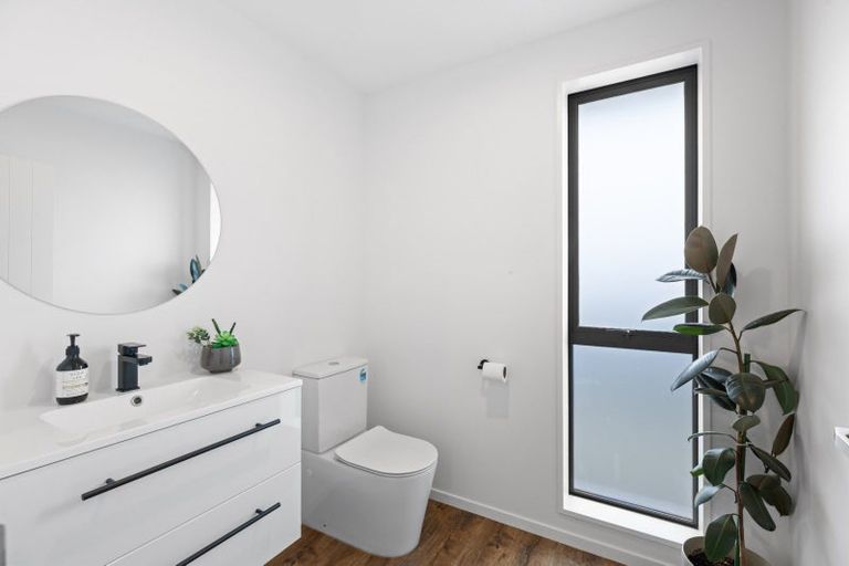 Photo of property in 39 Plover Avenue, Amberley, 7410