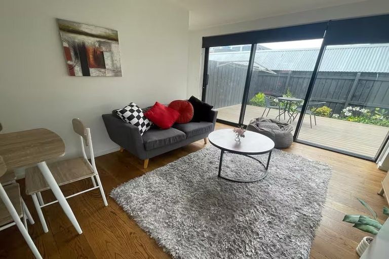 Photo of property in 5/7 Dickens Street, Addington, Christchurch, 8024