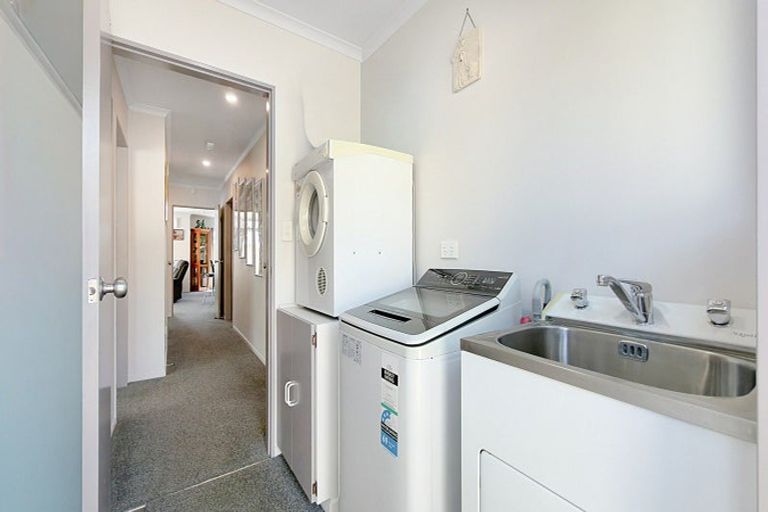 Photo of property in 8 Mako Avenue, Whiritoa, Whangamata, 3691