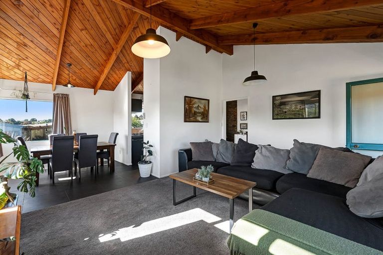 Photo of property in 28b Poplar Grove, Whalers Gate, New Plymouth, 4310