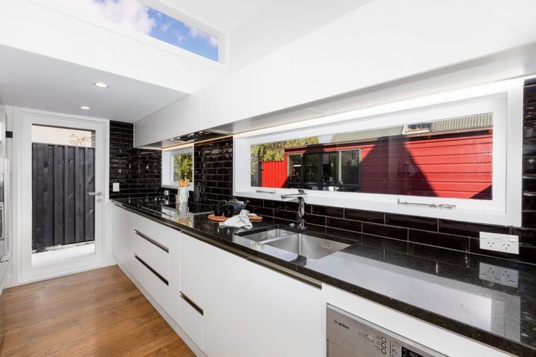 Photo of property in 64 Kings Crescent, Hutt Central, Lower Hutt, 5010