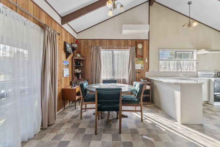 Photo of property in 16 Rotokawa Street, Taupo, 3330