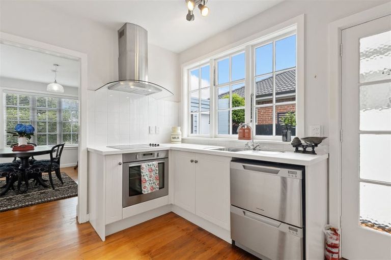 Photo of property in 82 Halton Street, Strowan, Christchurch, 8052