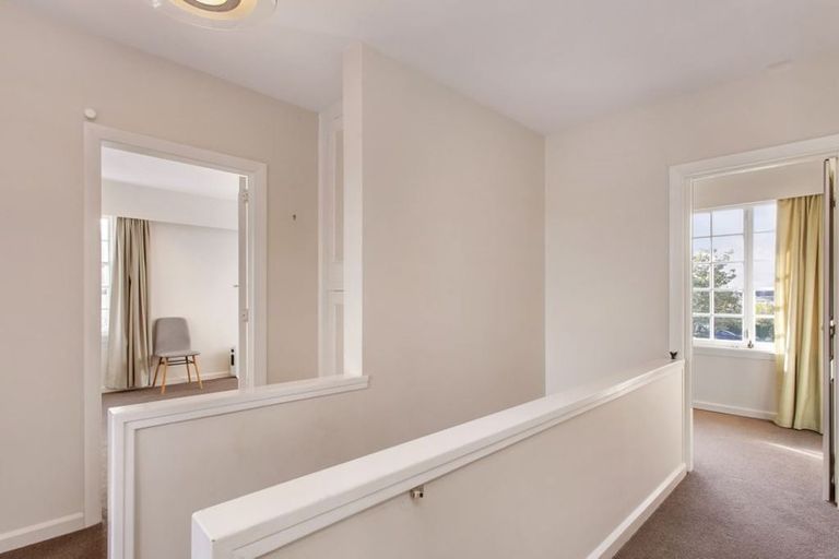Photo of property in 127 Hamilton Avenue, Ilam, Christchurch, 8041