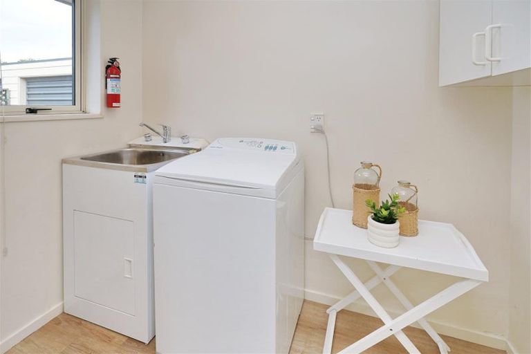 Photo of property in 107 Conway Street, Mayfair, Hastings, 4122