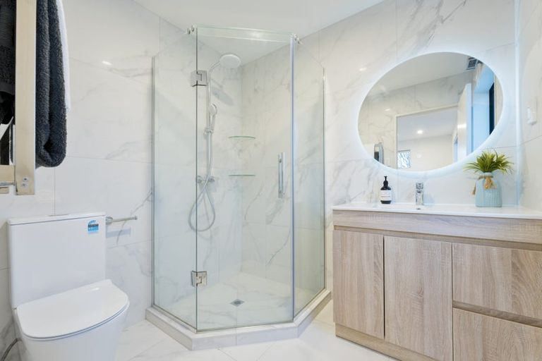 Photo of property in 29d Mackenzie Street, Te Atatu South, Auckland, 0610