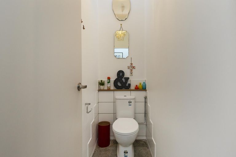 Photo of property in 10 Milverton Avenue, Hokowhitu, Palmerston North, 4410