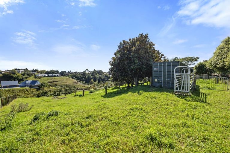 Photo of property in 63 Mcgiven Drive, Ridgewood, New Plymouth, 4371