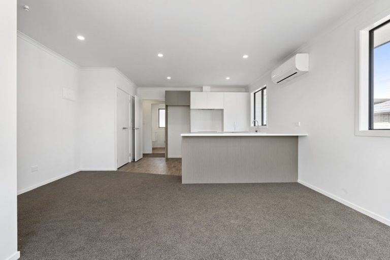 Photo of property in 53u2 Bandon Street, Frankton, Hamilton, 3204