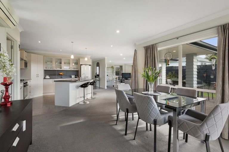 Photo of property in 8 Kasey Josh Place, Katikati, 3129