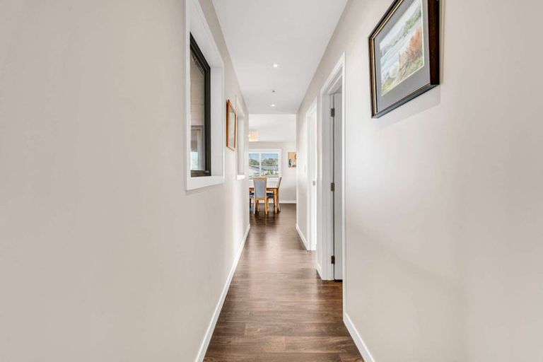 Photo of property in 18 Mariner Cove Road, Tinopai, Matakohe, 0593