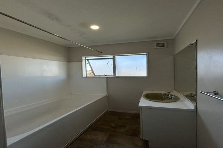Photo of property in 59 Takanini Road, Takanini, 2112