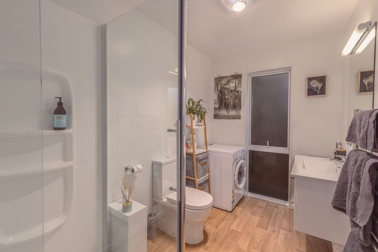 Photo of property in 4/163 Edgeware Road, Edgeware, Christchurch, 8013