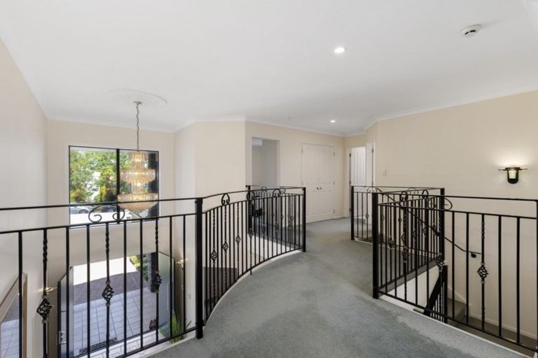 Photo of property in 43 Montrose Crescent, Huntington, Hamilton, 3210