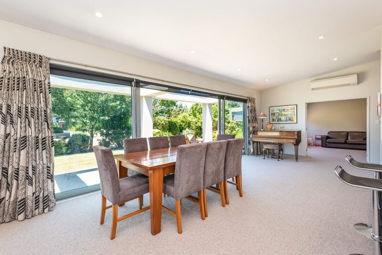 Photo of property in 47 Oakgrove Drive, Rangiora, 7400