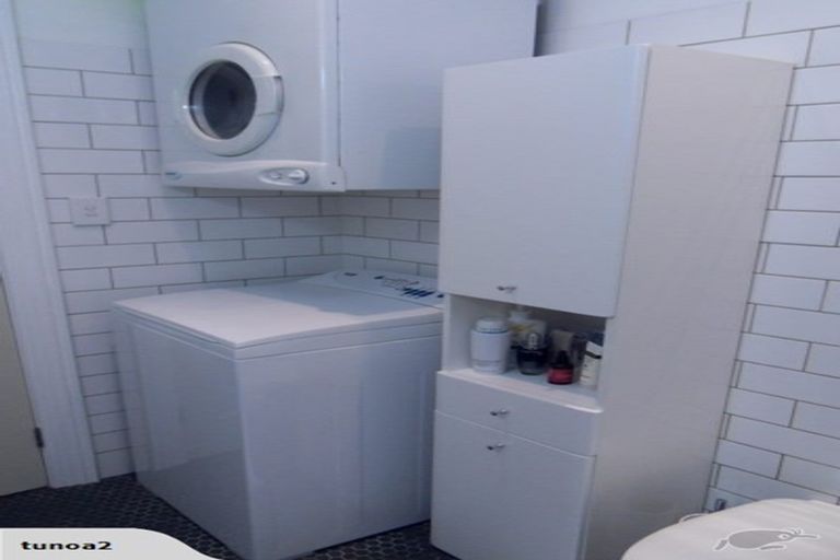 Photo of property in 21 Wright Street, Mount Cook, Wellington, 6021