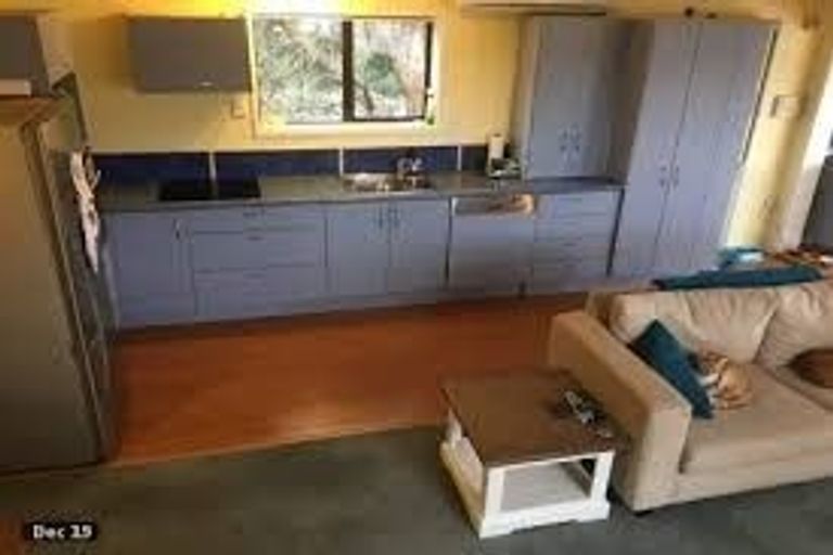 Photo of property in 51b Matai Road, Stanmore Bay, Whangaparaoa, 0932