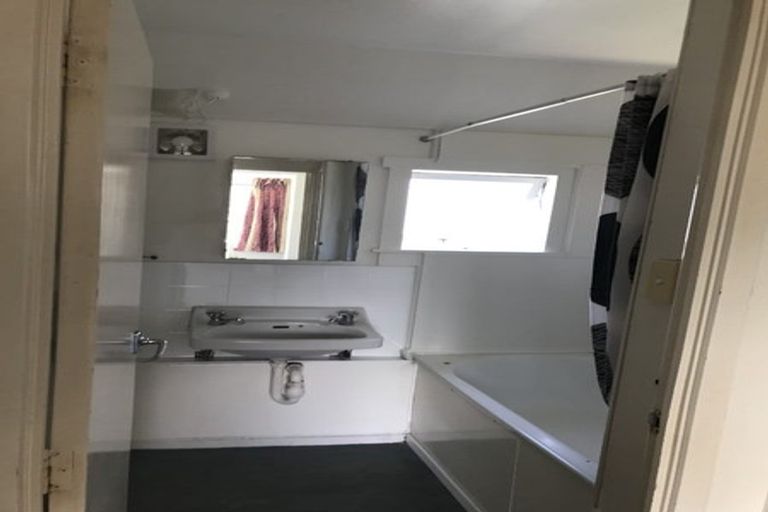 Photo of property in 2/38 Wakefield Road, Favona, Auckland, 2024