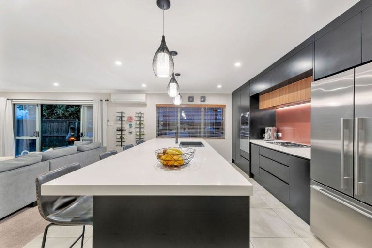 Photo of property in 2 Cottesmore Place, Huntington Park, Auckland, 2013