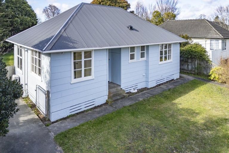 Photo of property in 62 Hollyford Avenue, Bryndwr, Christchurch, 8053