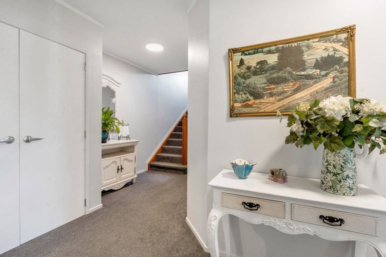 Photo of property in 1/56 Aberfeldy Avenue, Highland Park, Auckland, 2010