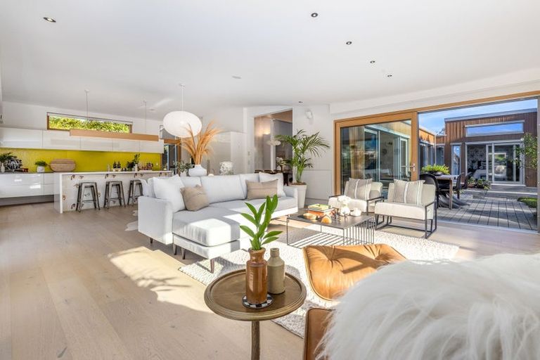 Photo of property in 3 Bressay Way, Waikanae, 5036