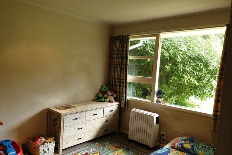 Photo of property in 8 Arapiko Street, Johnsonville, Wellington, 6037