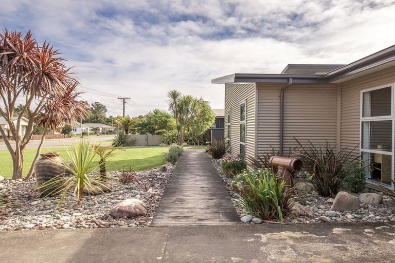 Photo of property in 21a Roebuck Street, Westport, 7825