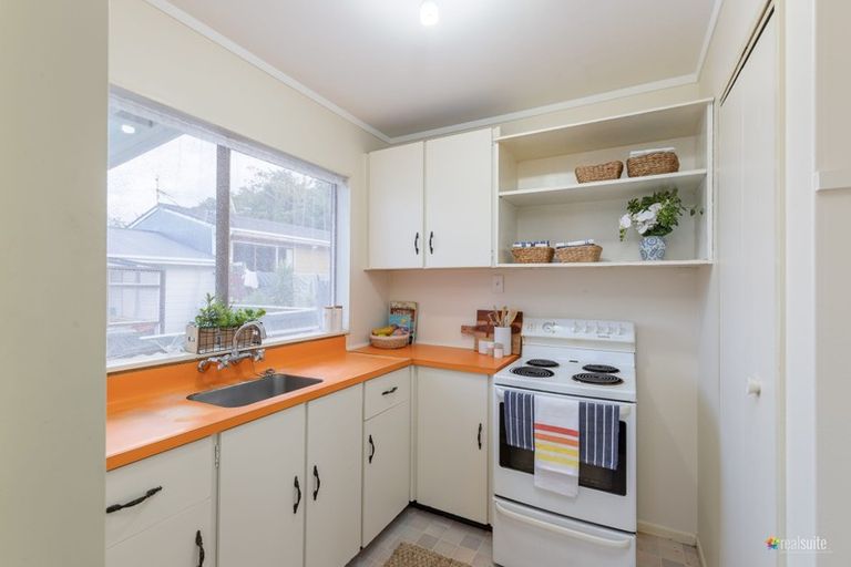 Photo of property in 10f3 Tuapapa Street, Johnsonville, Wellington, 6037