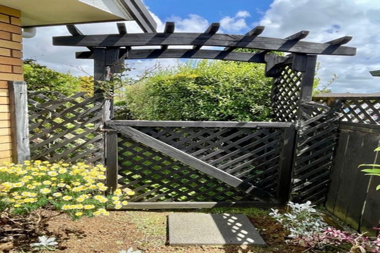 Photo of property in 27 Ridgeway Road, Pukekohe, 2120