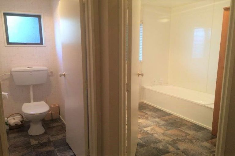 Photo of property in 64 Hunter Crescent, Wanaka, 9305