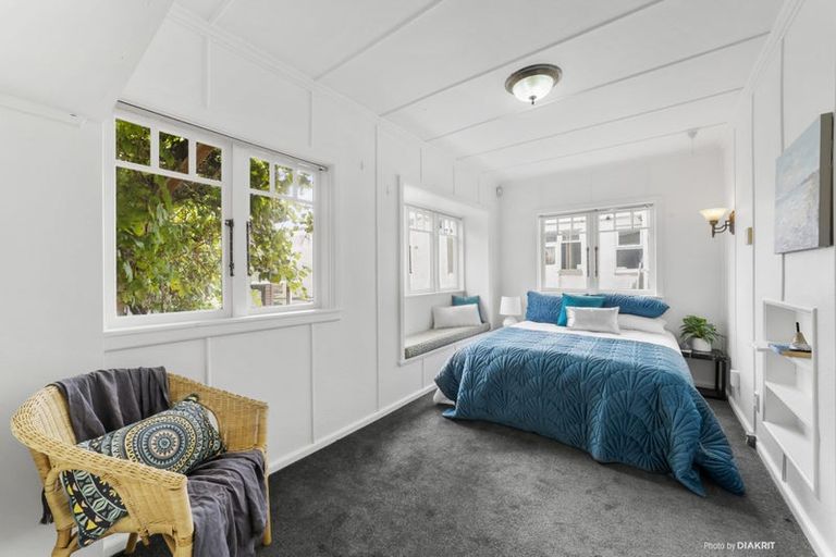 Photo of property in 284 Karori Road, Karori, Wellington, 6012