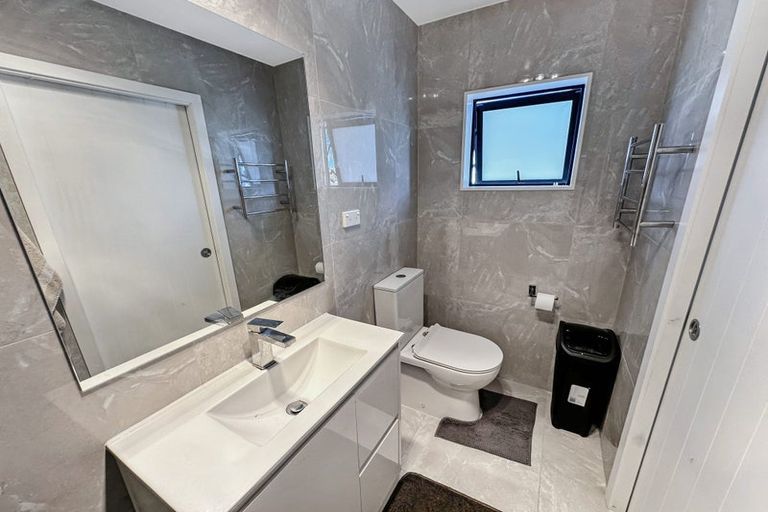 Photo of property in 17a Kerrydale Road, Manurewa, Auckland, 2102