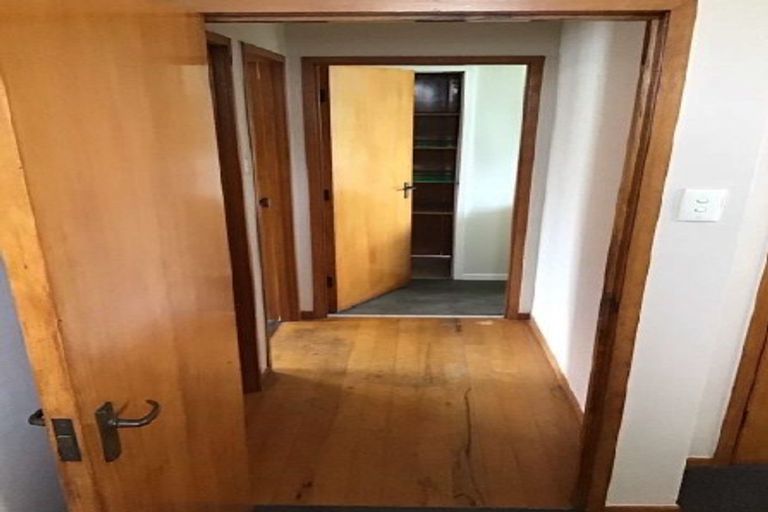 Photo of property in 6 Azalea Place, Waiuku, 2123
