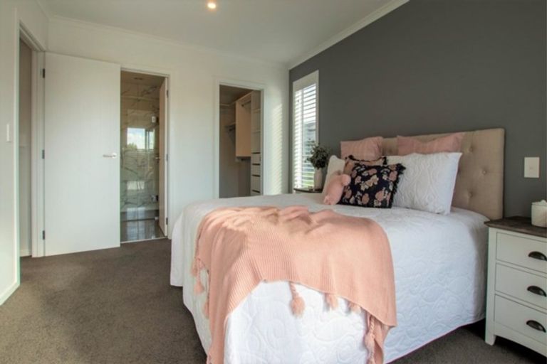 Photo of property in 51 Mike Smith Drive, Cambridge, 3434