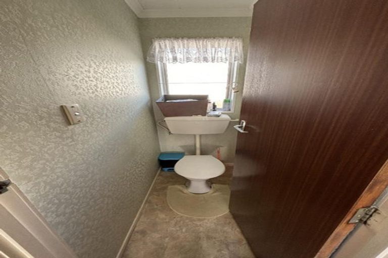 Photo of property in 1/147 Lemon Street, Strandon, New Plymouth, 4312