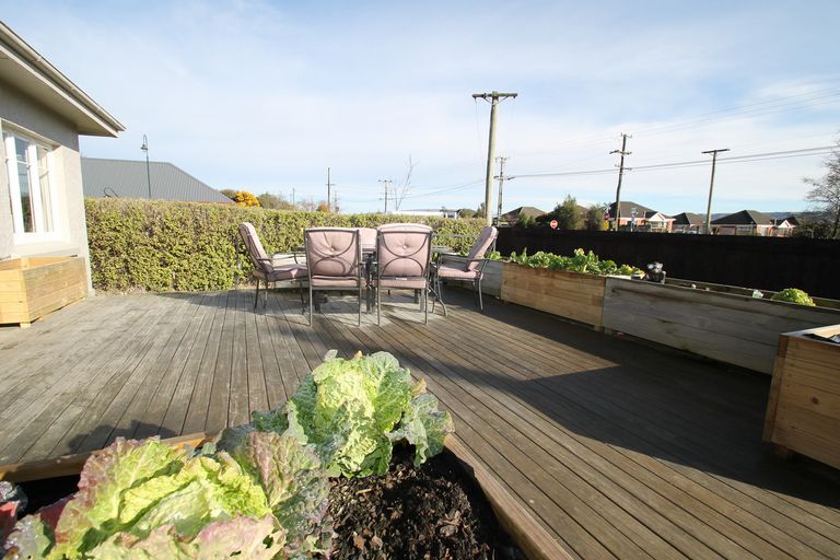 Photo of property in 68 Gladstone Road North, Mosgiel, 9024