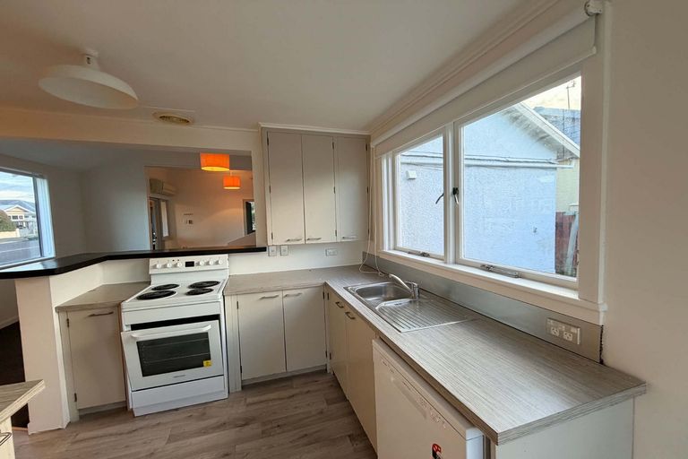 Photo of property in 122 Richardson Street, Saint Kilda, Dunedin, 9012