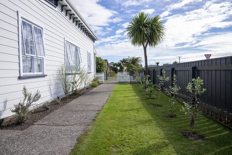 Photo of property in 133 Russell Street, Westport, 7825