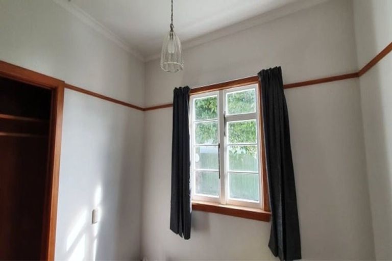 Photo of property in 32 Guyton Street, Whanganui, 4500