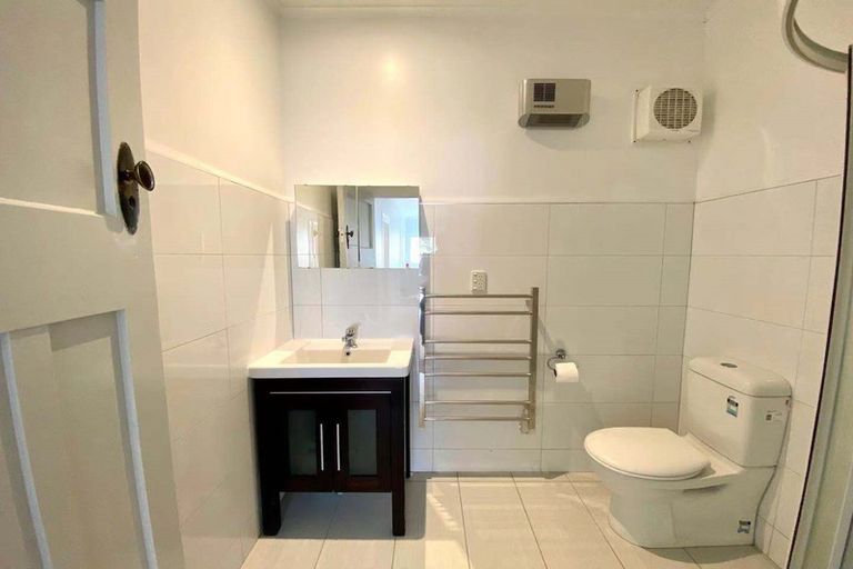 Photo of property in 21f1 Rotoiti Street, Johnsonville, Wellington, 6037