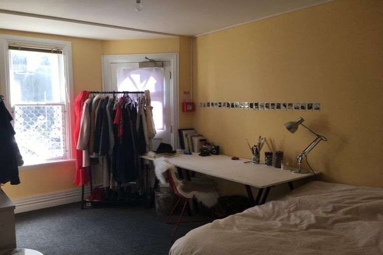 Photo of property in 7 Douglas Street, Mount Cook, Wellington, 6021