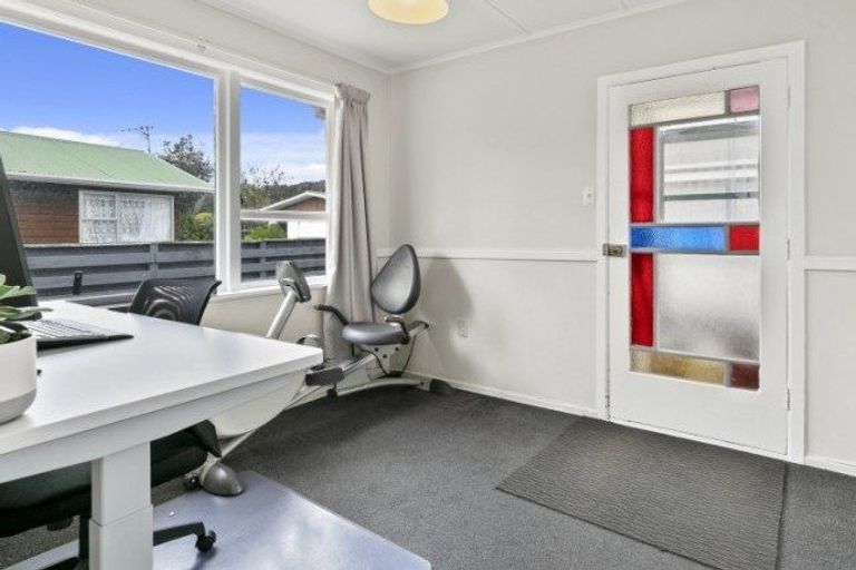 Photo of property in 71 Karamu Crescent, Wainuiomata, Lower Hutt, 5014