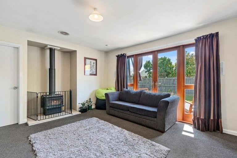 Photo of property in 303 Burwood Road, Burwood, Christchurch, 8083